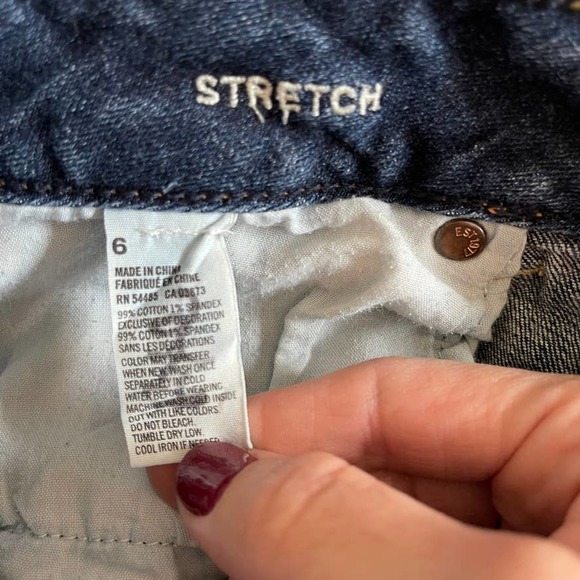 American Eagle Cuffed Dark Wash Womens Cotton Stretch 5 Pocket Shorts 6 - Picture 6 of 6